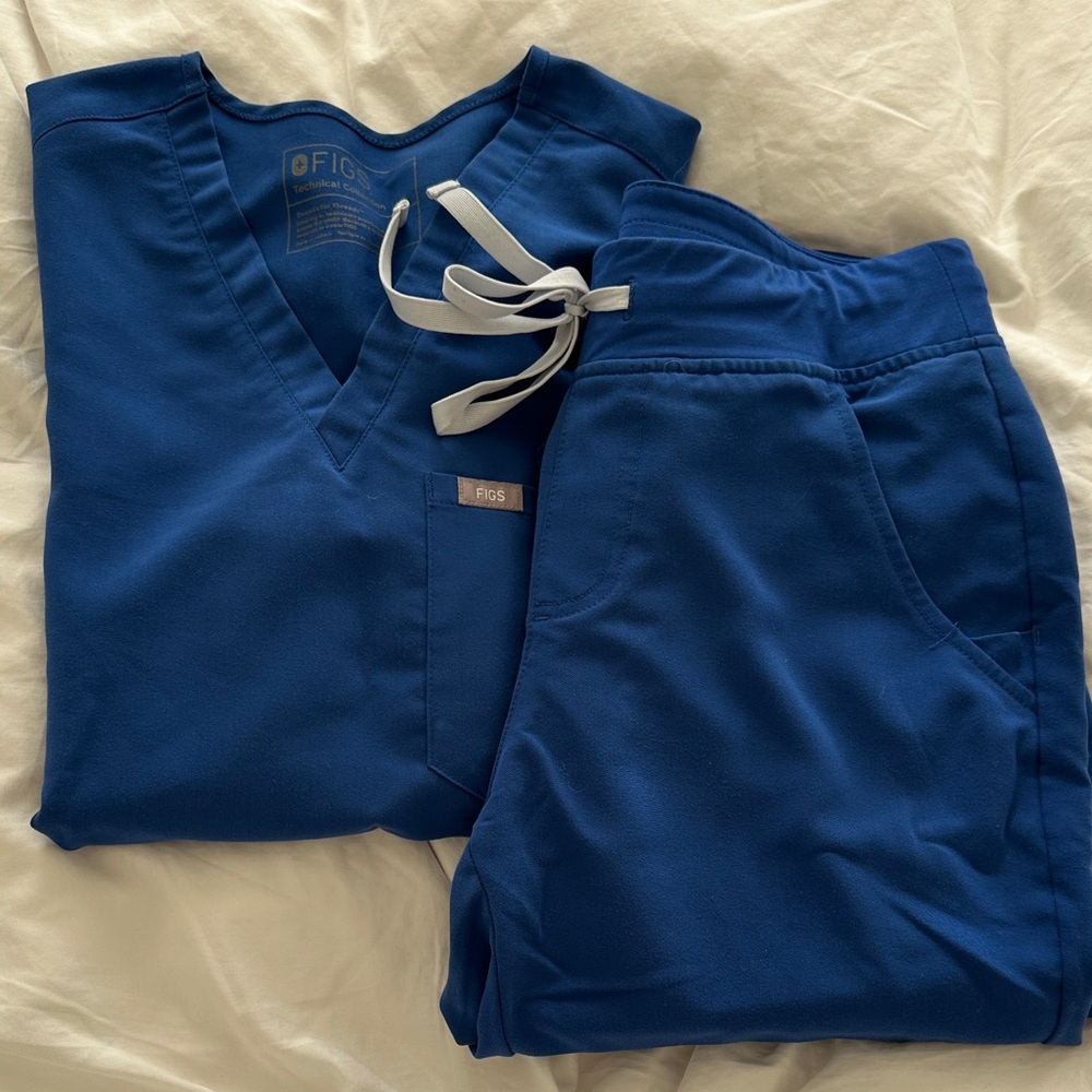 Figs Scrub jogger set- winning blue